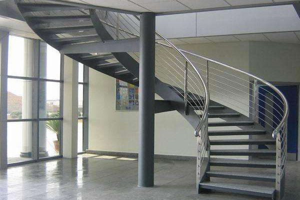 通遼鋼結構樓梯